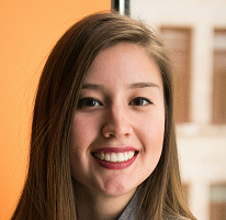 Victoria Lawson en portrait, directrice financière et dirigeante d’une entreprise de trading financier